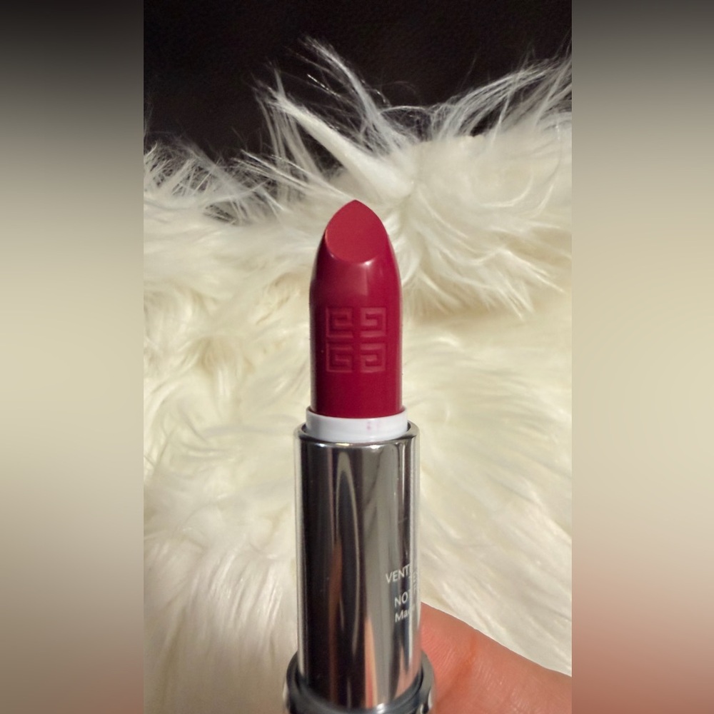 Givency Lipstick